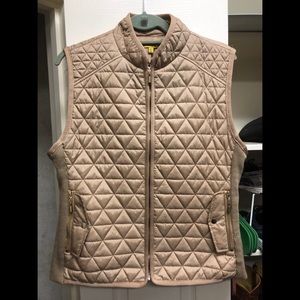 Slim-Fit Puffer Vest